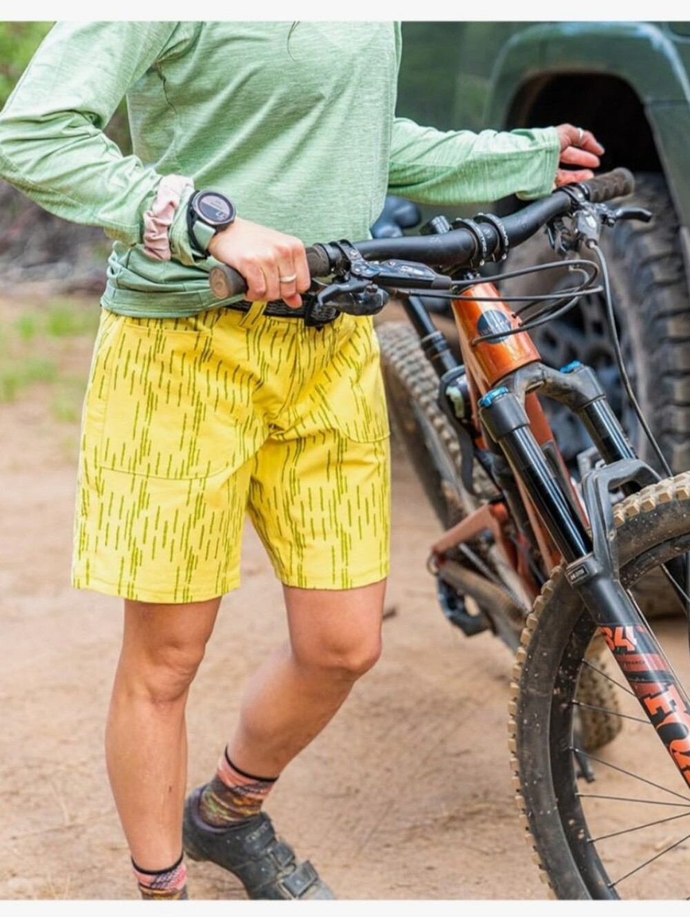 Club Ride Joyride Yellow Cycling Shorts M - Picture 3 of 8